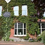 Merrion Hall Trans